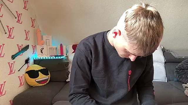 Cookieboy88 online show from 3, 2, 2026