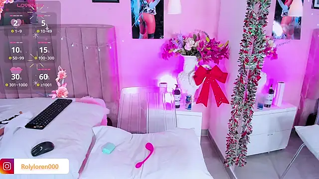 Snapshot of RolyLoren chatting on 12, 12, 2024 RolyLoren online show from 12, 12, 2024