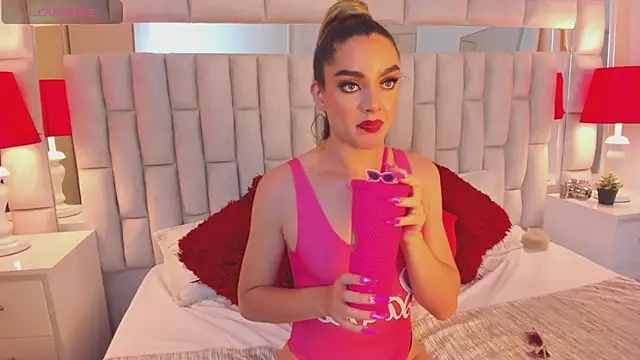 mariiahneedles online show from 26, 1, 2025