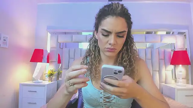 mariiahneedles online show from 7, 2, 2026