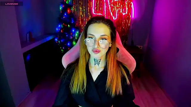 Snapshot of your_tora chatting on 22, 12, 2024 your tora online show from 22, 12, 2024