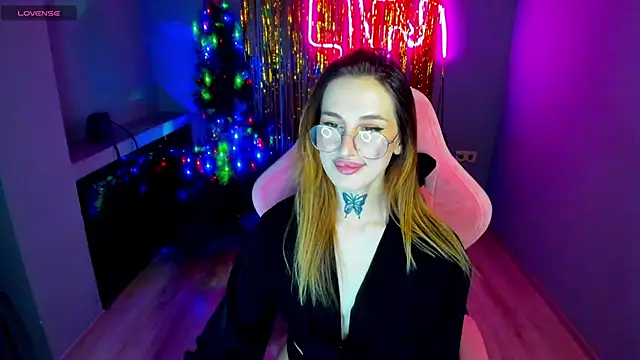 Snapshot of your_tora chatting on 2, 1, 2025 your tora online show from 2, 1, 2025