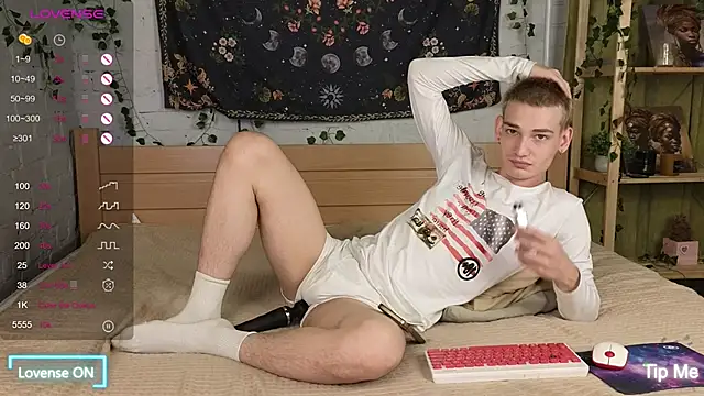 Snapshot of Nick_Win chatting on 4, 10, 2025 Nick Win online show from 4, 10, 2025