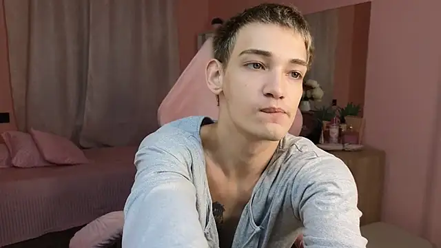 Snapshot of Nick_Win chatting on 28, 10, 2025 Nick Win online show from 28, 10, 2025