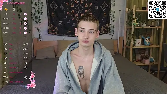 Snapshot of Nick_Win chatting on 7, 11, 2025 Nick Win online show from 7, 11, 2025