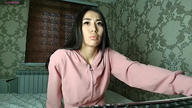 Homura Ayanami online show from 7, 4, 2026