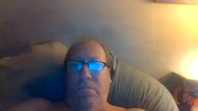 Snapshot of hornyrich69 chatting on 2, 1, 2025 hornyrich69 online show from 2, 1, 2025