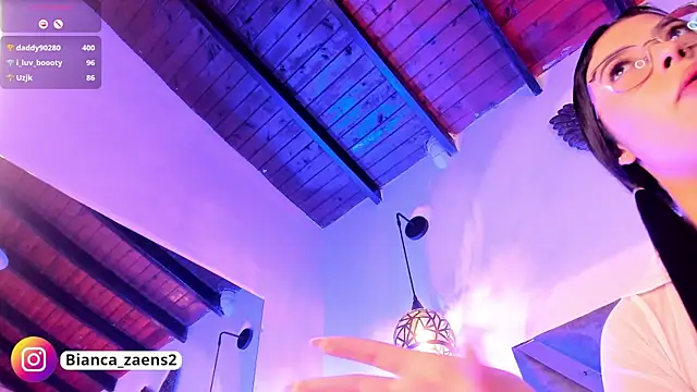 Snapshot of Bianca_zaens2 chatting on 6, 3, 2025 Bianca zaens2 online show from 6, 3, 2025