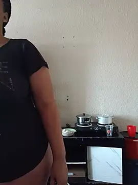 Snapshot of FreakyAngel3X chatting on 18, 7, 2026 FreakyAngel3X online show from 18, 7, 2026