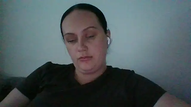Snapshot of CurvyQueen2023 chatting on 21, 9, 2025 CurvyQueen2023 online show from 21, 9, 2025