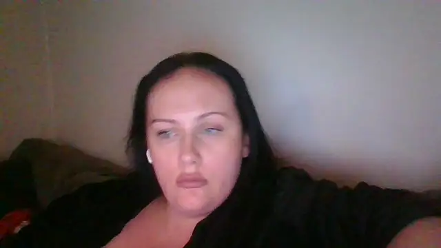 Snapshot of CurvyQueen2023 chatting on 27, 3, 2026 CurvyQueen2023 online show from 27, 3, 2026