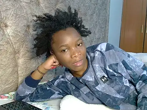 Snapshot of Naughty_Girl17 chatting on 2, 12, 2025 Naughty Girl17 online show from 2, 12, 2025