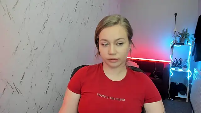 holly xglam online show from 21, 4, 2026