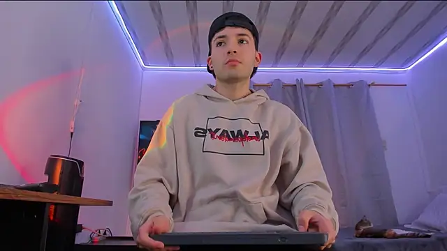 bower and colucci online show from 21, 11, 2025