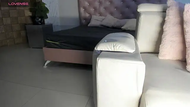 Lissalittlee online show from 26, 4, 2026