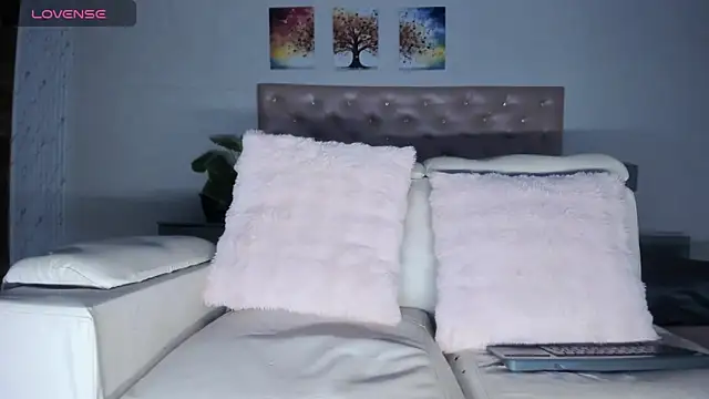 Lissalittlee online show from 28, 4, 2026