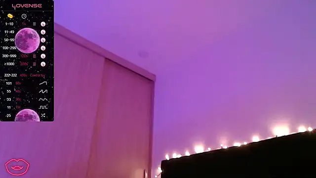 ELEKTRAMOON online show from 3, 3, 2025