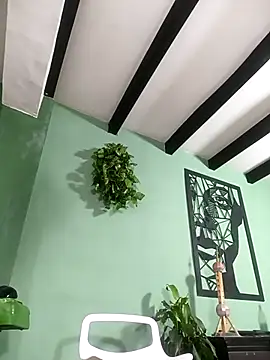 thirstymoonxx online show from 25, 4, 2026