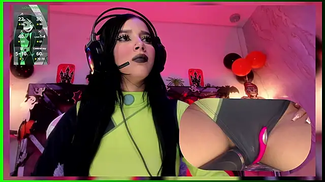 SweetieCloe  online show from 27, 10, 2025