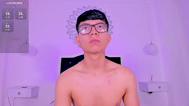 CodyTwink online show from 28, 11, 2025