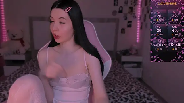 CoddleWeeper  online show from 25, 12, 2024