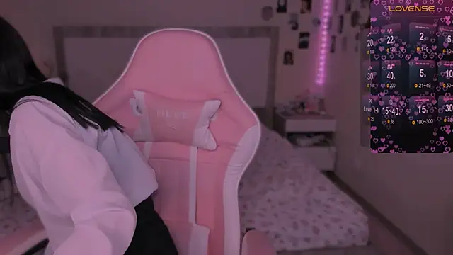 CoddleWeeper  online show from 30, 12, 2024