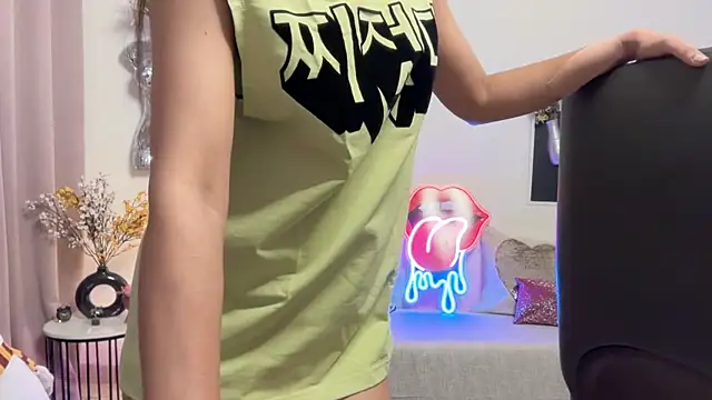 Unique-Beauty online show from 21, 4, 2026