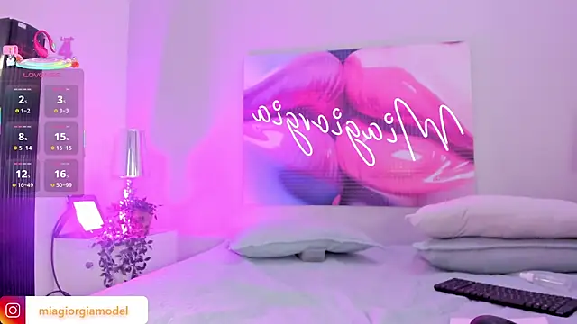 Miagiorgia  online show from 21, 4, 2026