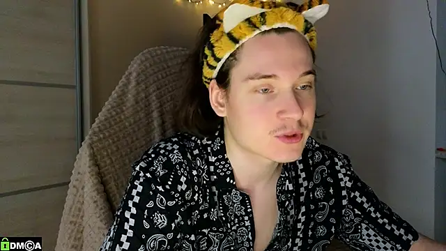 MoreRealAlex online show from 6, 2, 2026