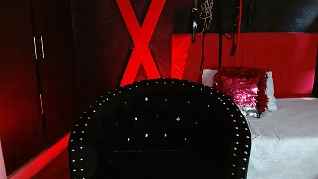 Naty slavedoll online show from 13, 1, 2025