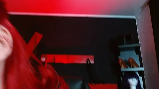 Naty slavedoll online show from 18, 2, 2025