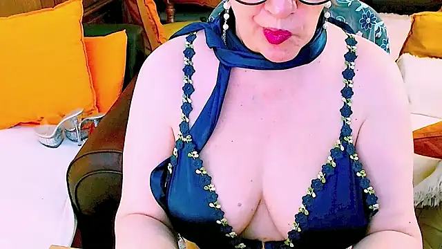 Snapshot of GattonaBiondona chatting on 21, 6, 2026 GattonaBiondona online show from 21, 6, 2026