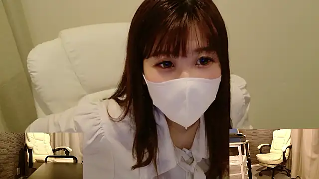 Snapshot of ManaMi-maru chatting on 6, 5, 2026 ManaMi-maru online show from 6, 5, 2026