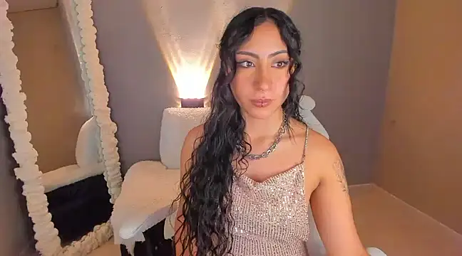 amber curly online show from 23, 1, 2025