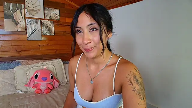 amber curly online show from 9, 2, 2026