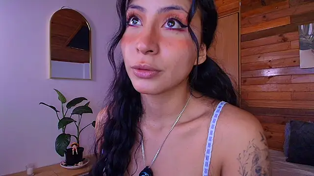 amber curly online show from 7, 7, 2026
