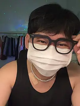 Snapshot of MinhTuanLive chatting on 18, 3, 2025 MinhTuanLive online show from 18, 3, 2025