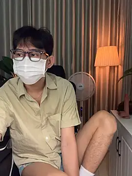 Snapshot of MinhTuanLive chatting on 27, 3, 2026 MinhTuanLive online show from 27, 3, 2026