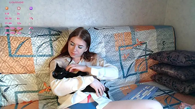 Snapshot of KatalinaAmore chatting on 5, 3, 2026 KatalinaAmore online show from 5, 3, 2026