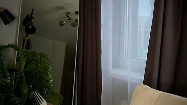 Snapshot of Sandy-the-Squirrel chatting on 11, 12, 2024 Sandy-the-Squirrel online show from 11, 12, 2024