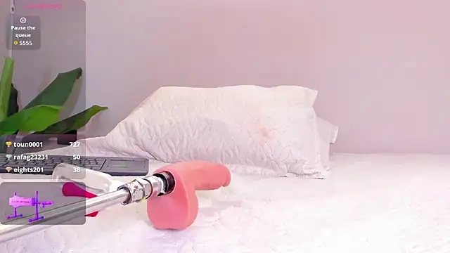 angeline blake  online show from 28, 4, 2026