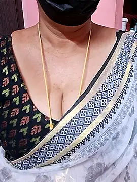 ananya956 online show from 5, 10, 2025