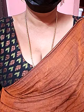 ananya956 online show from 5, 10, 2025