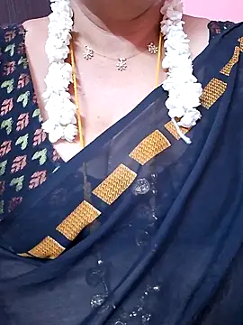 Snapshot of ananya956 chatting on 8, 6, 2026 ananya956 online show from 8, 6, 2026