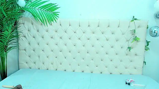 Victoria Coleman online show from 10, 3, 2025