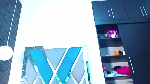 Victoria Coleman online show from 11, 9, 2025