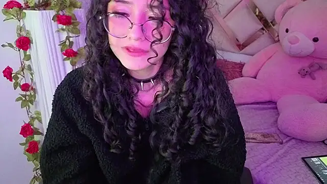 CherieCurl online show from 7, 5, 2026