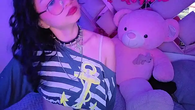 CherieCurl online show from 1, 6, 2026