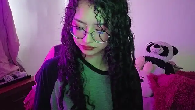 CherieCurl online show from 25, 7, 2026