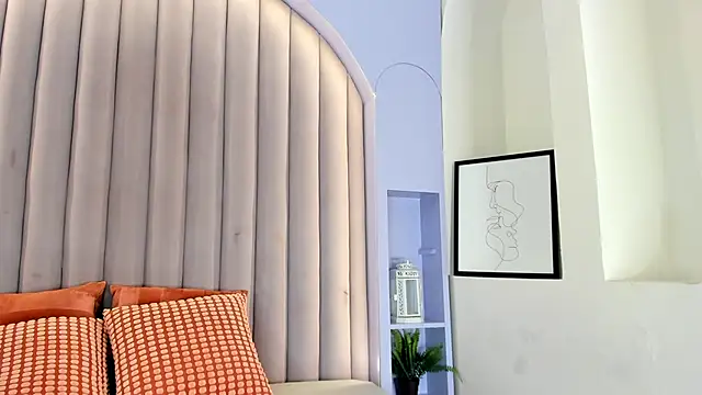 LilithSmith  online show from 4, 2, 2026